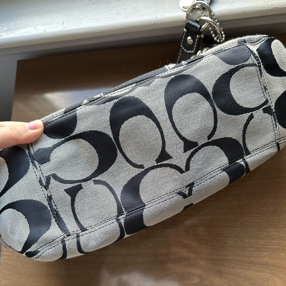 Vintage Y2K Coach 90s Shoulder Bag - Picture 10 of 15